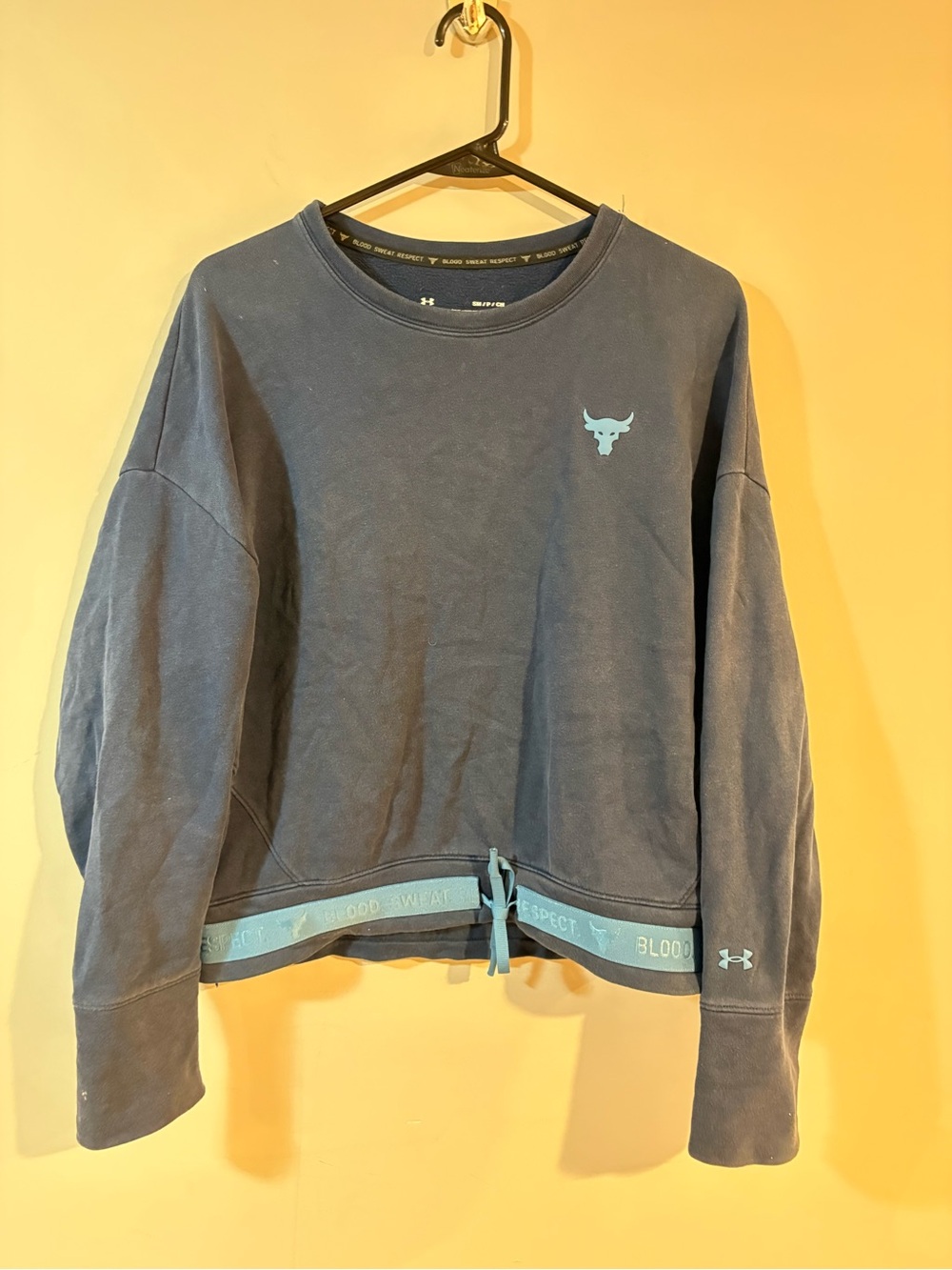 Under Armour Project Rock Blood Sweat Respect Sweatshirt Women’s Small Blue